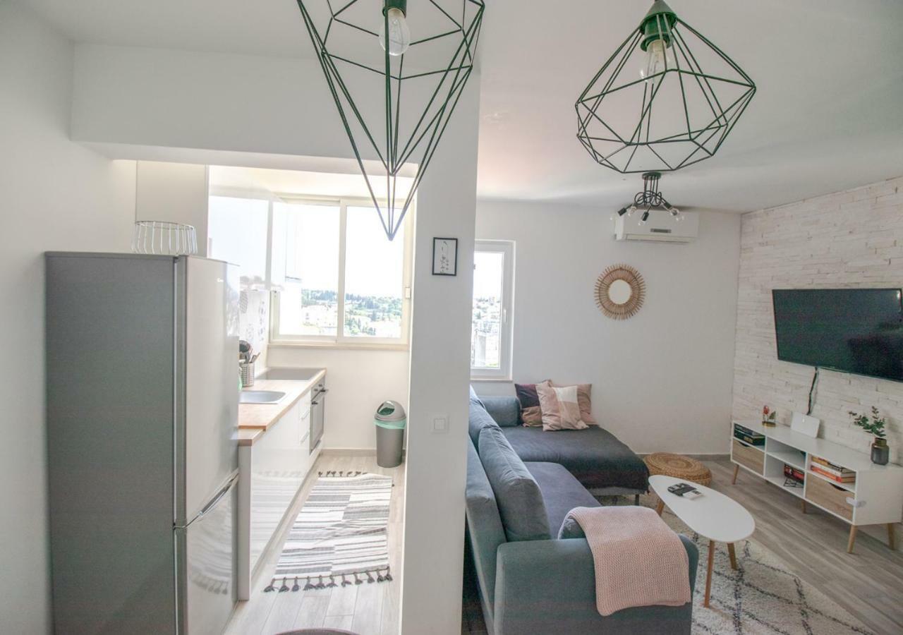 Lukas Central Apartment - Digital Nomads Friendly ดูบรอฟนิก ภายนอก รูปภาพ
